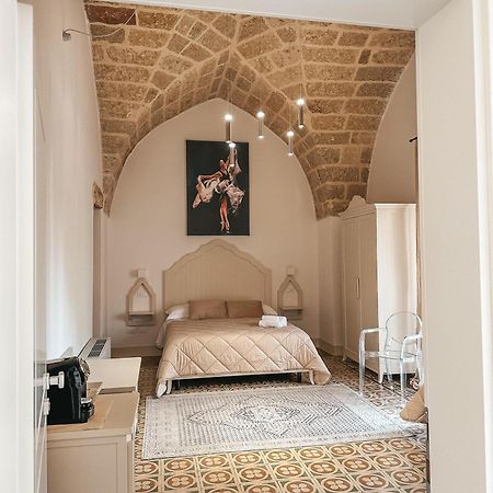 Palazzo Alma Luxury Rooms Casarano Bagian luar foto