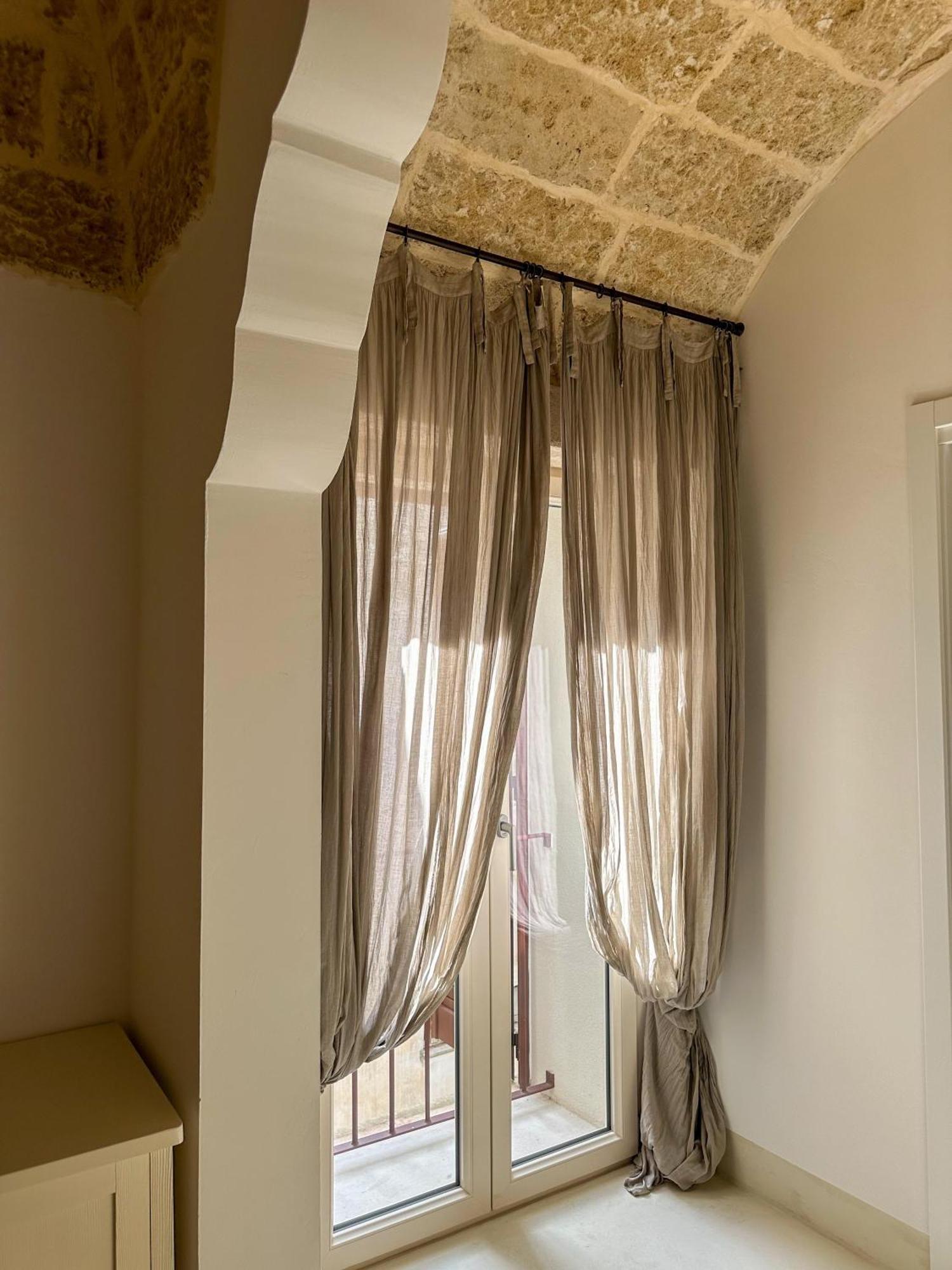 Palazzo Alma Luxury Rooms Casarano Bagian luar foto