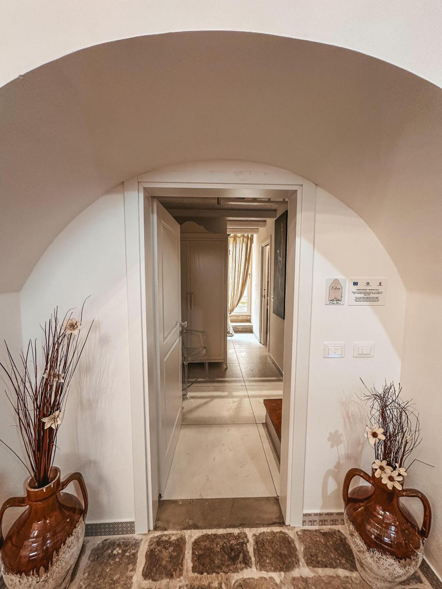 Palazzo Alma Luxury Rooms Casarano Bagian luar foto